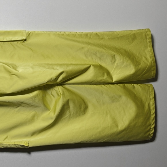 EDIKTED Flourescent Yellow Wide Leg Cargo Pants Size Medium - Picture 12 of 16